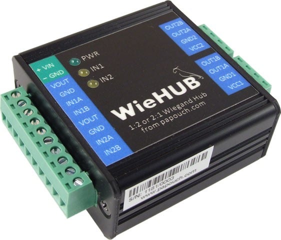 Imagen representativa del producto WieHUB: Wiegand interface splitter/combiner – WieHUB número 2